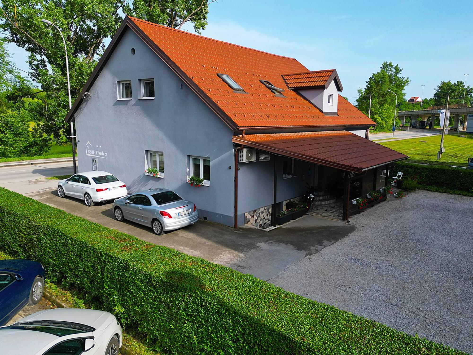 B&B Cindra Karlovac Bagian luar foto